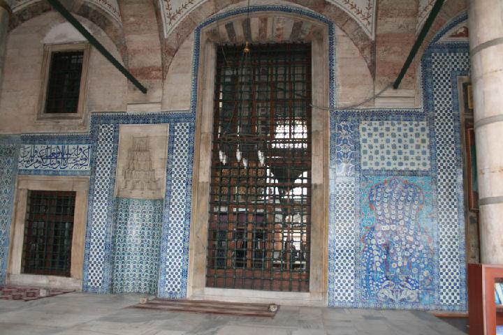 Rûsten Pacha Camii 001.JPG